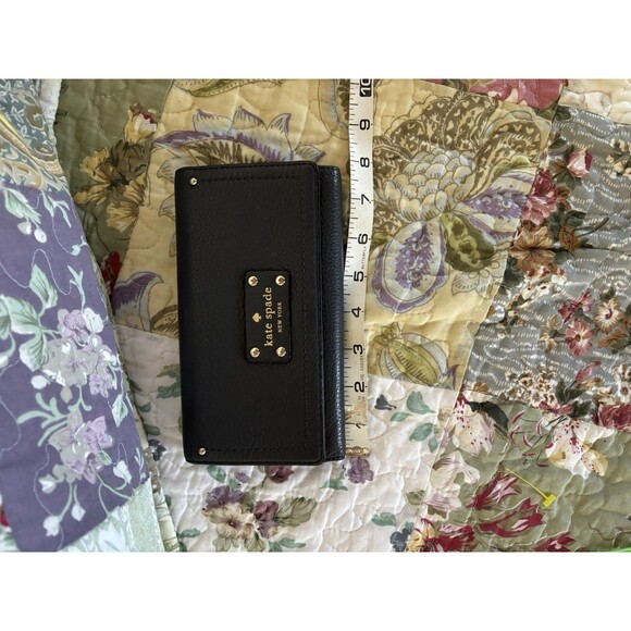 kate spade new york Leila Women's Wallet - Dark Gray Black Excellent Trifold - Picture 3 of 6